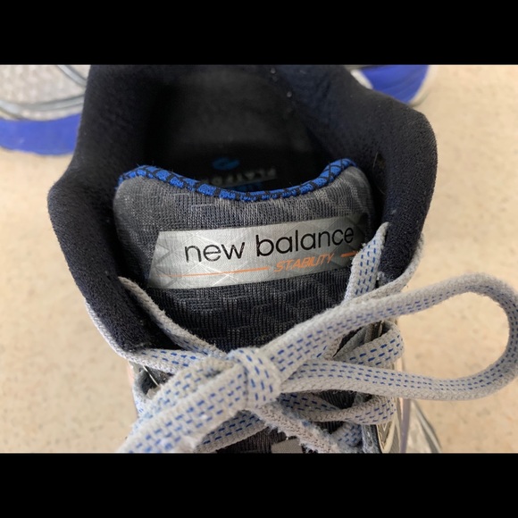 New Balance 860v5 Men’s Stability Shoes - sz 13 - Picture 3 of 9